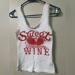 Chic Red Graphic Tank Top